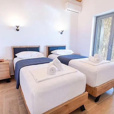 Seaeyevillas 1 *